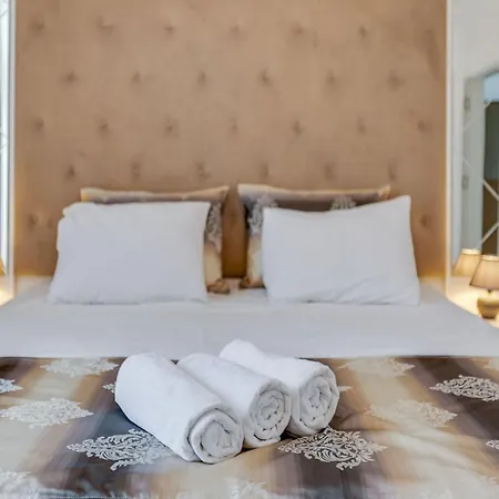 Cozy Nest, Cleaning Included *